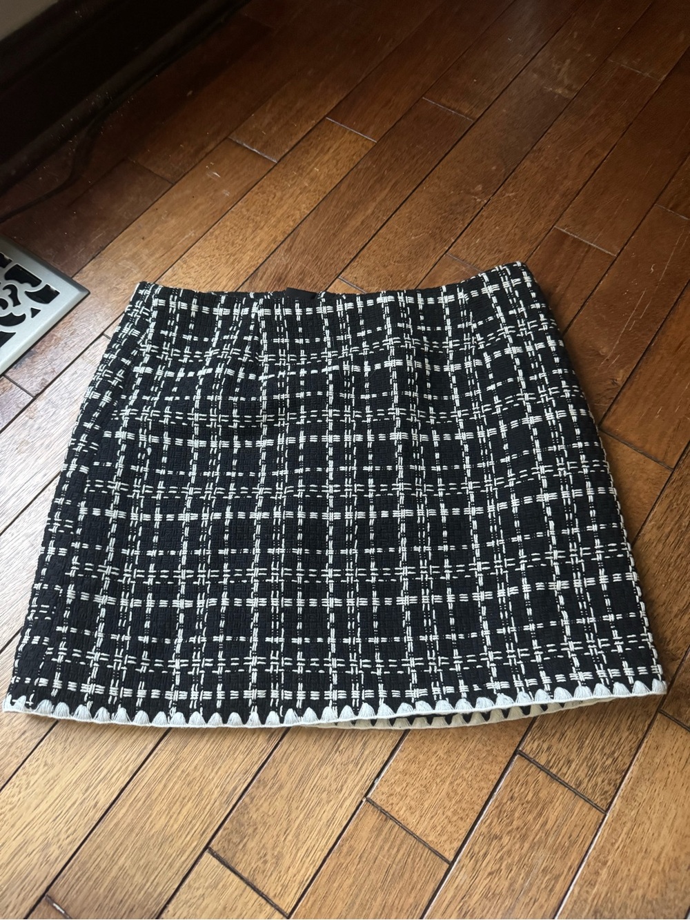 Laundry By Shelli Segal Black and White Tweed Mini Skirt
